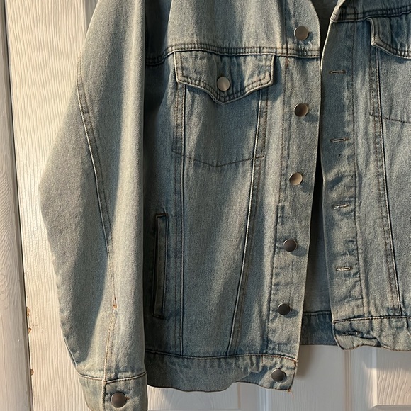 Forever 21 Jean jacket Medium - Picture 7 of 8